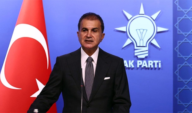Çelik’ten Ayasofya önünde yapılan bayraklı provokasyona tepki