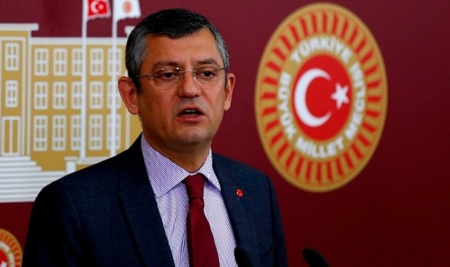 CHP'li Özel'den "zam" tepkisi: Yolsuzlukların faturasını yoksullara, emekçilere ve suçsuzlara ödetmeye kalkıyorlar