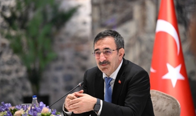 Cumhurbaşkanı Yardımcısı Yılmaz açıkladı: Yıl sonuna kadar yeni vergi artışı yok