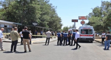 Diyarbakır Adliyesi'nde anne ve iki oğluna silahlı saldırı