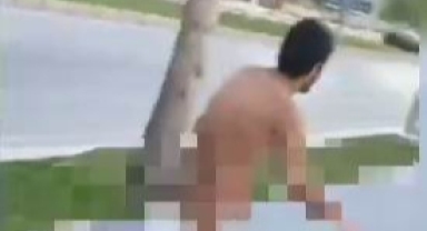 Elazığ'da bir kişi çıplak halde sokakta yürürken görüldü