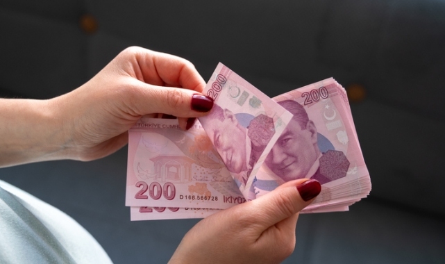Haziran ayında bütçe 8.37 milyar dolarlık rekor açık verdi