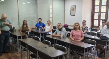 İZMİRLİ BİLİRKİŞİLER EĞİTİMLERE DEVAM EDİYOR