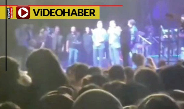 Korumaları gazeteciye saldırmıştı, Tatvan Belediye Başkanı kendi etkinliğinde yuhalandı