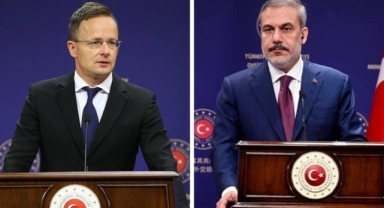 Macaristan, İsveç'in NATO üyeliğine onay vermek için Türkiye'yi bekleyecek