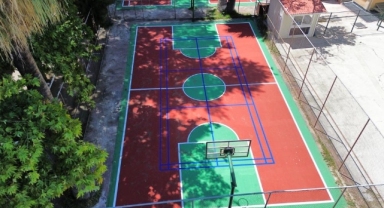 Spor sahalarına renk geldi