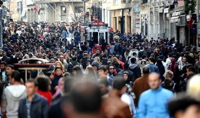 Türkiye 85 milyon 279 bin 553 kişilik nüfusuyla 194 ülke arasında 18. sırada