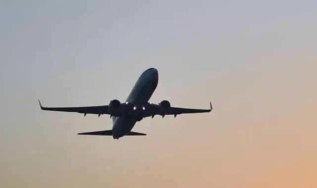 Uçak biletlerinde tavan fiyat yükseltildi