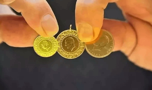 Altın yedi haftanın en düşük seviyesinde: Gözler Fed tutanaklarına çevrildi