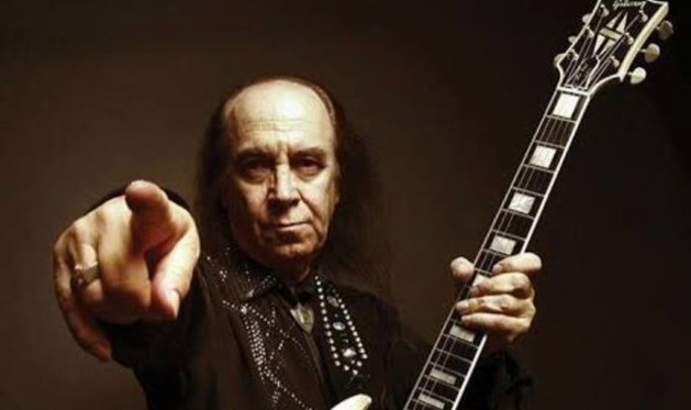 Anadolu rock müziğinin efsane ismi Erkin Koray hayatını kaybetti