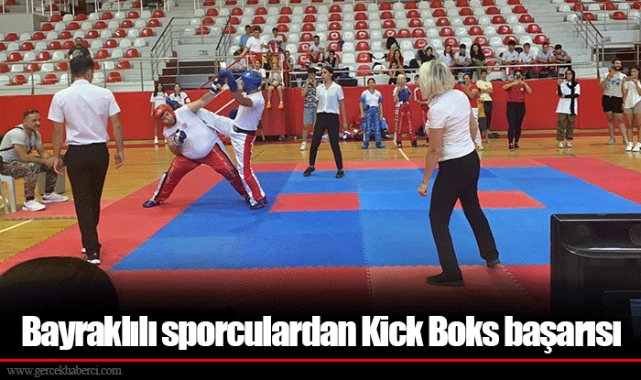 Bayraklılı sporculardan Kick Boks başarısı