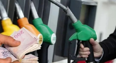 Benzine zam geliyor