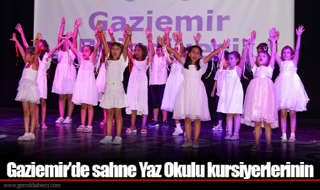 Gaziemir’de sahne Yaz Okulu kursiyerlerinin
