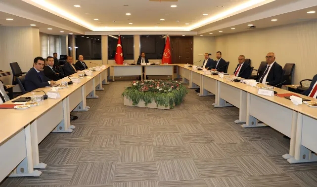 Hakem Kurulu memur maaş zammı için hükümetin teklifini kabul etti