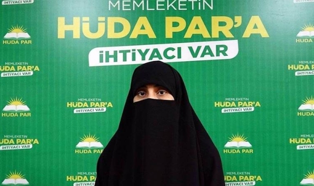 HÜDA PAR Kadın Kolları, firmaların dejenere çalışmalar yürüttüğünü iddia etti: Tesettüre uygun kıyafet üretin