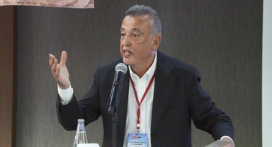 İlgezdi'den İmamoğlu'na değişim eleştirisi: Sordum, 'ben bilmiyorum' dedi