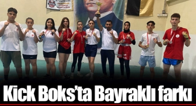Kick Boks’ta Bayraklı farkı