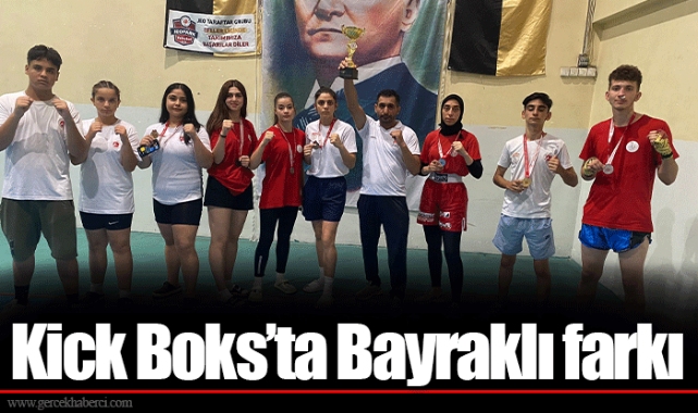 Kick Boks’ta Bayraklı farkı
