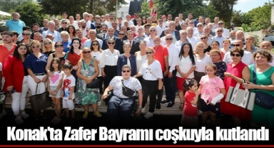Konak’ta Zafer Bayramı coşkuyla kutlandı