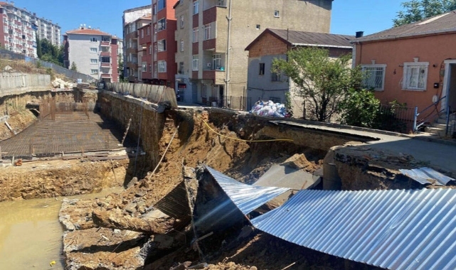 Sarıyer'de yol çöktü: Çevredeki binalar boşaltıldı