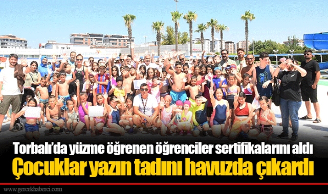 Torbalı’da yüzme öğrenen öğrenciler sertifikalarını aldı