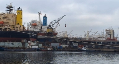 Tuzla tersanesinde gemide patlama: 1 işçi hayatını kaybetti, 1 işçi yaralı