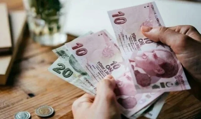 AK Parti’den emeklilere 5 bin TL ikramiye açıklaması