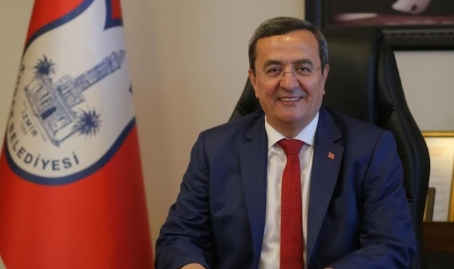 Batur: Yaşasın 9 Eylül, Yaşasın İzmir!