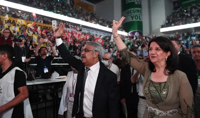 Buldan ve Sancar, Yeşil Sol Parti'ye geçti: HDP'nin Meclis'te vekili kalmadı