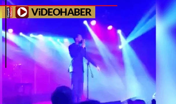 Cem Adrian'dan tepki: "Burası çiftleşebileceğiniz bir konser değil"