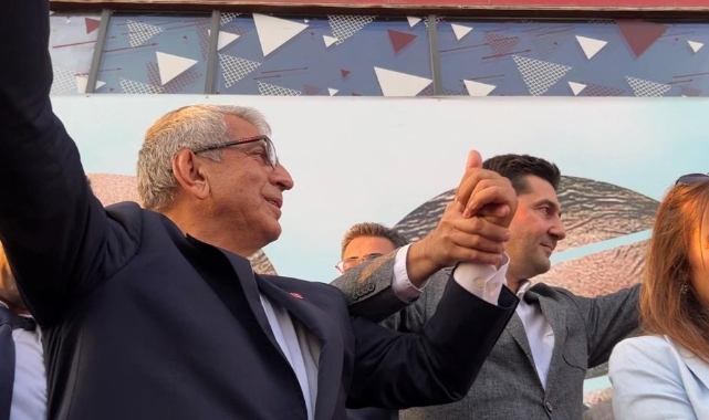 Cemal Canpolat’tan değişimcilere: “Kılıçdaroğlu’nu itibarsızlaştırarak CHP’ye yeni bir şey yapamazsınız, buna müsaade etmeyiz”