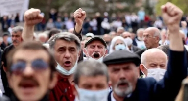 Emekliler yarın meydana iniyor