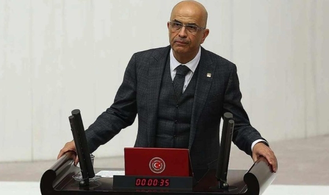 Enis Berberoğlu’nun yargılaması durduruldu