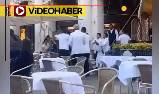 Garsonlar müşterileri dövdü; sandalyeleri siper tuttular