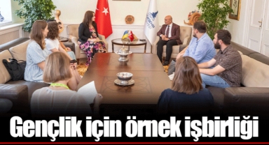Gençlik için örnek işbirliği