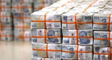 Hazine 17,6 milyar lira borçlandı