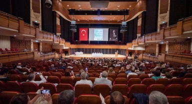 “İzmir’i vatandaşlarımızın güvenle nefes alıp vereceği bir yuva olarak tasarlıyoruz”