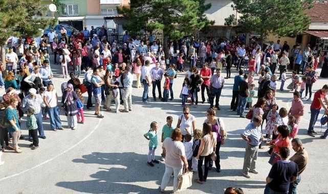 MEB açıkladı: Okullara gelen veli ve ziyaretçilerin kayıtları tutulacak