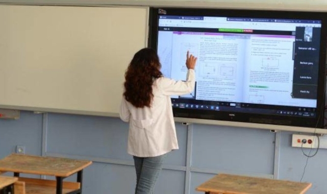 MEB, öğretmenlerin beden ölçülerini istedi: Önlük 'hediye' edilecek