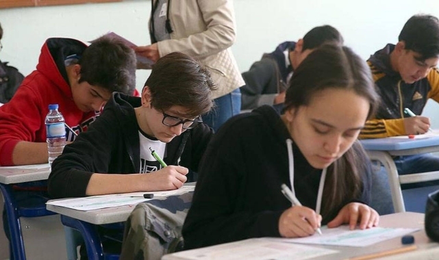 MEB yine rotayı tersine çevirdi