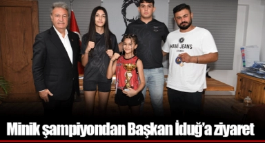 Minik şampiyondan Başkan İduğ’a ziyaret