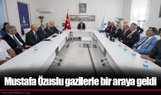 Mustafa Özuslu gazilerle bir araya geldi