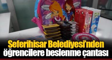 Seferihisar Belediyesi’nden öğrencilere beslenme çantası