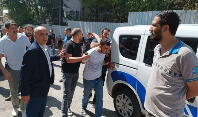 Siirt'te CHP İl Kongresi'nde kavga: 2 kişi gözaltına alındı