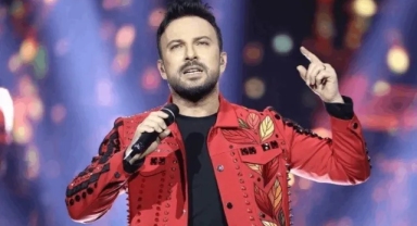 Tarkan Atatürk'e saygısızlığa tepki gösterdi: Kendisine de Disney Plus eleştirisi yaptı
