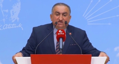 Ünal Karahasan, CHP Genel Başkanlığı'na adaylığını duyurdu