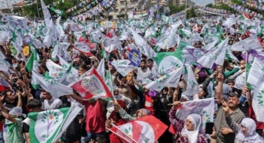 Yeşil Sol Parti’de eş başkanlık için hangi iki isim öne çıkıyor?