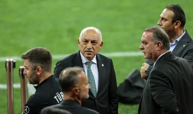 Ahmet Çakar'dan Gündeme Bomba Gibi Düşen İddia