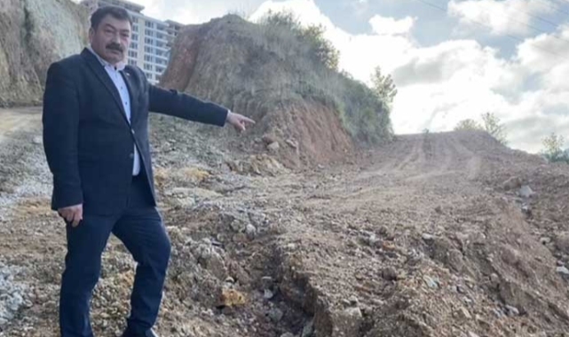 AK Partili belediyenin MHP’li başkan vekili inşaatına yol yapmak için cami arazisini kullandı