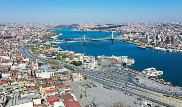 Buğra Gökce duyurdu: İstanbul'da kaç yabancı yaşıyor?